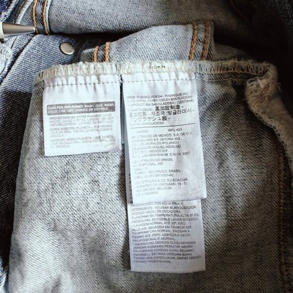 Levi's Classic Denim Jacket XL Blue PC9-72334-0139  2016 Buttons Long Sleeves - Picture 8 of 10